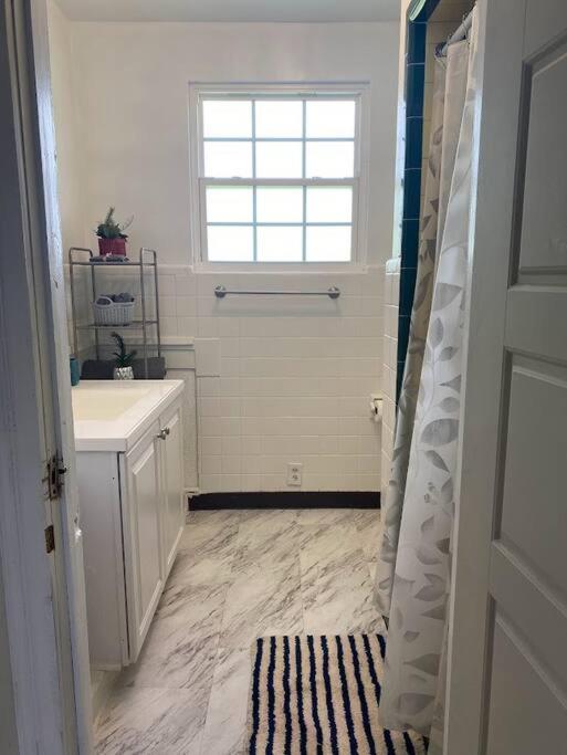 Cozy Home, King Bed, 3 Bedrooms,Close To Downtown Beaches Towncenter Jacksonville Eksteriør billede