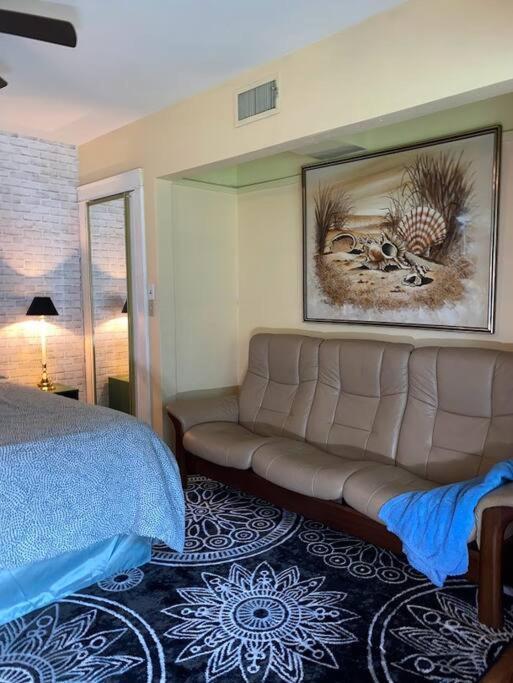 Cozy Home, King Bed, 3 Bedrooms,Close To Downtown Beaches Towncenter Jacksonville Eksteriør billede